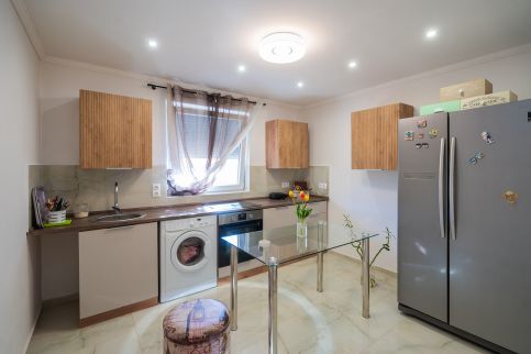 Non Stop Apartman 253