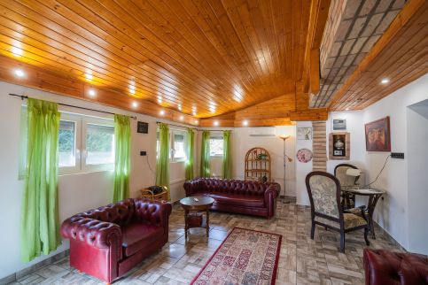 Non Stop Apartman 226