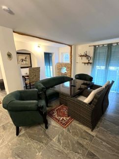 Non Stop Apartman 237