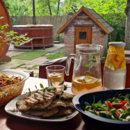 Váradi Vendégház Szanazug