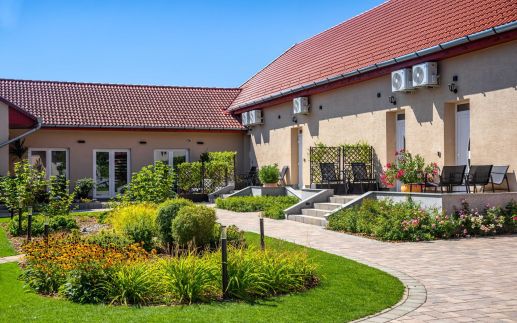 Magister Apartmanház