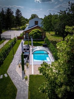 Harcsás Fenyves Vendégház1