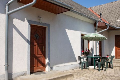 Három Forrás Vendégház7