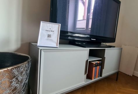 The Modern Antique Apartman15