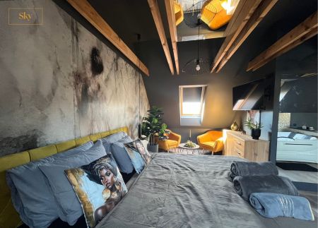 Greyhouse Apartments10