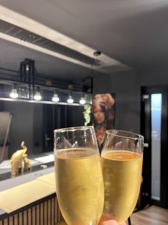 Greyhouse Apartments26