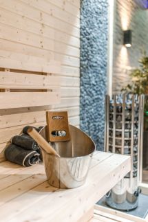 Greyhouse Apartments23