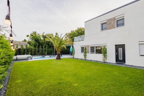 Szabadi Pihenőház by BLTN2