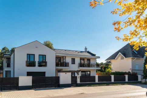 Golden Beach Apartman by BLTN