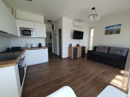 Maja Apartman Balatonlelle by2