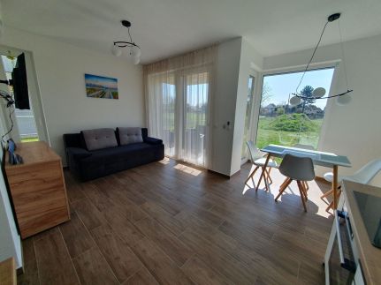 Maja Apartman Balatonlelle by5