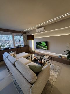 Barcelona Apartment1