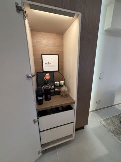 Barcelona Apartment8