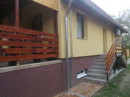 Napraforgó Vendégház2