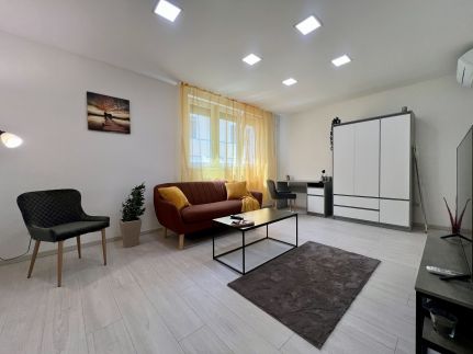 CalvinForumGreatChurchMainSquare10