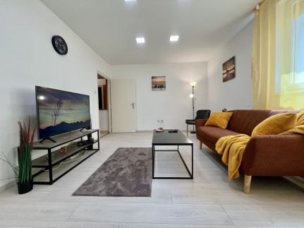 CalvinForumGreatChurchMainSquare14