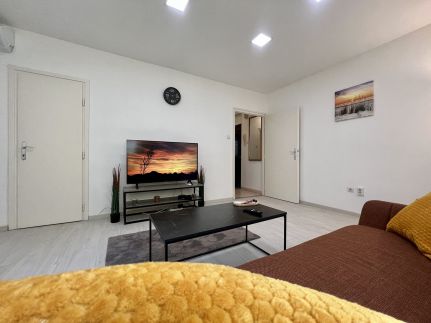 CalvinForumGreatChurchMainSquare15