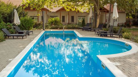 Platán Garden & Rooms1