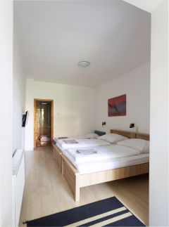 Platán Garden & Rooms32