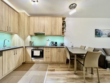 UniversityAquaticumGreatForestClinicalCenter20