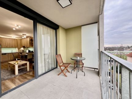 UniversityAquaticumGreatForestClinicalCenter33