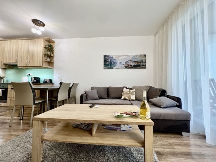 UniversityAquaticumGreatForestClinicalCenter3