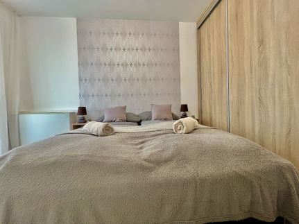 UniversityAquaticumGreatForestClinicalCenter44