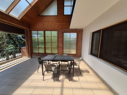 Fehér Gólya Pihenőporta1