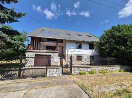 Fehér Gólya Pihenőporta