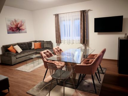 President Apartmanház1