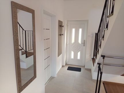 President Apartmanház9