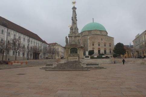 Downtown Studio Apartman1