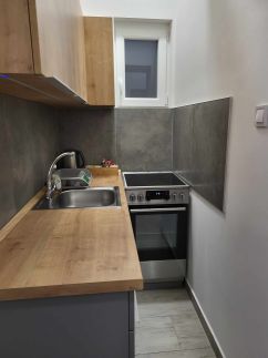 Downtown Studio Apartman10