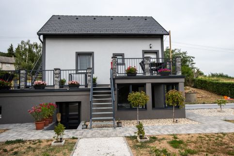 Péntek Apartmanház1