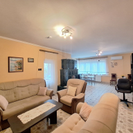 Kati Emeleti Apartman