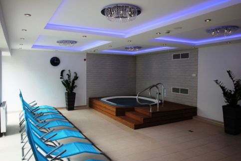 Holiday Apartman & Spa6