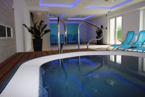 Holiday Apartman & Spa7