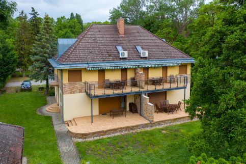 Villa Apartman - Hotel OTP1