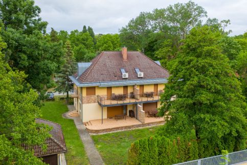 Villa Apartman - Hotel OTP2