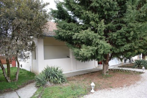 Abádi Pagony Vendégház1