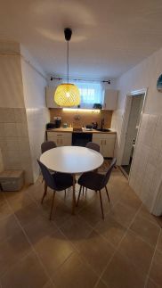 Abádi Pagony Vendégház8