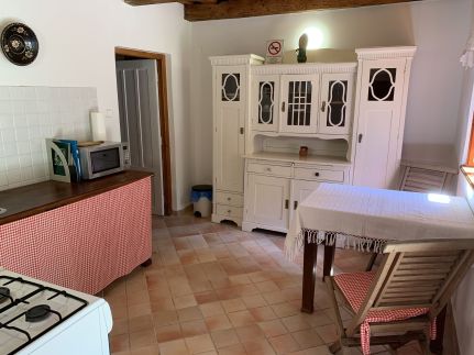 Kapolcsi Kecskekő30