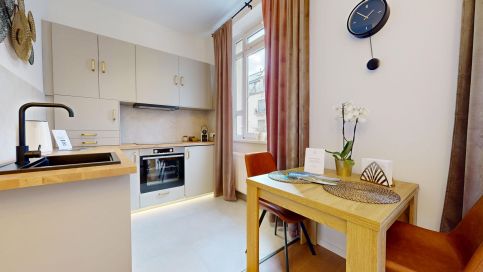 White Lotus Apartman10