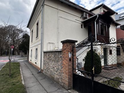 Petőfi sarok apartman13