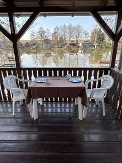 AA Apartman - Tópart14