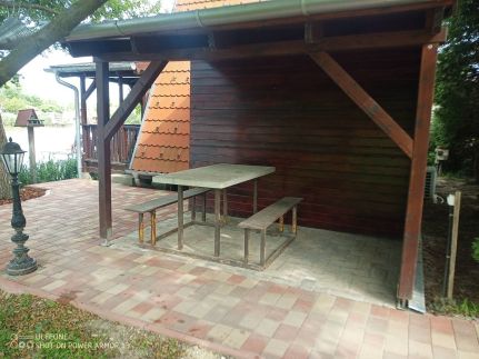 AA Apartman - Tópart11