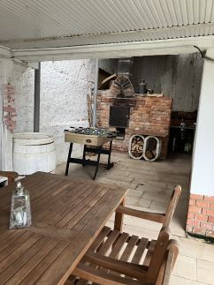 Moonlight Balcony Wine House8