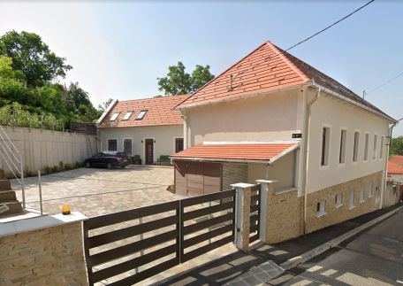 Monbuhim Premier Apartman1