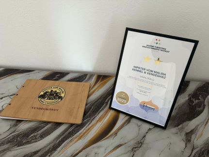 Hipster Vom Malida Kennel & Vendégház5