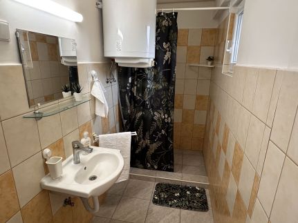 Virágszirom Vendégház4